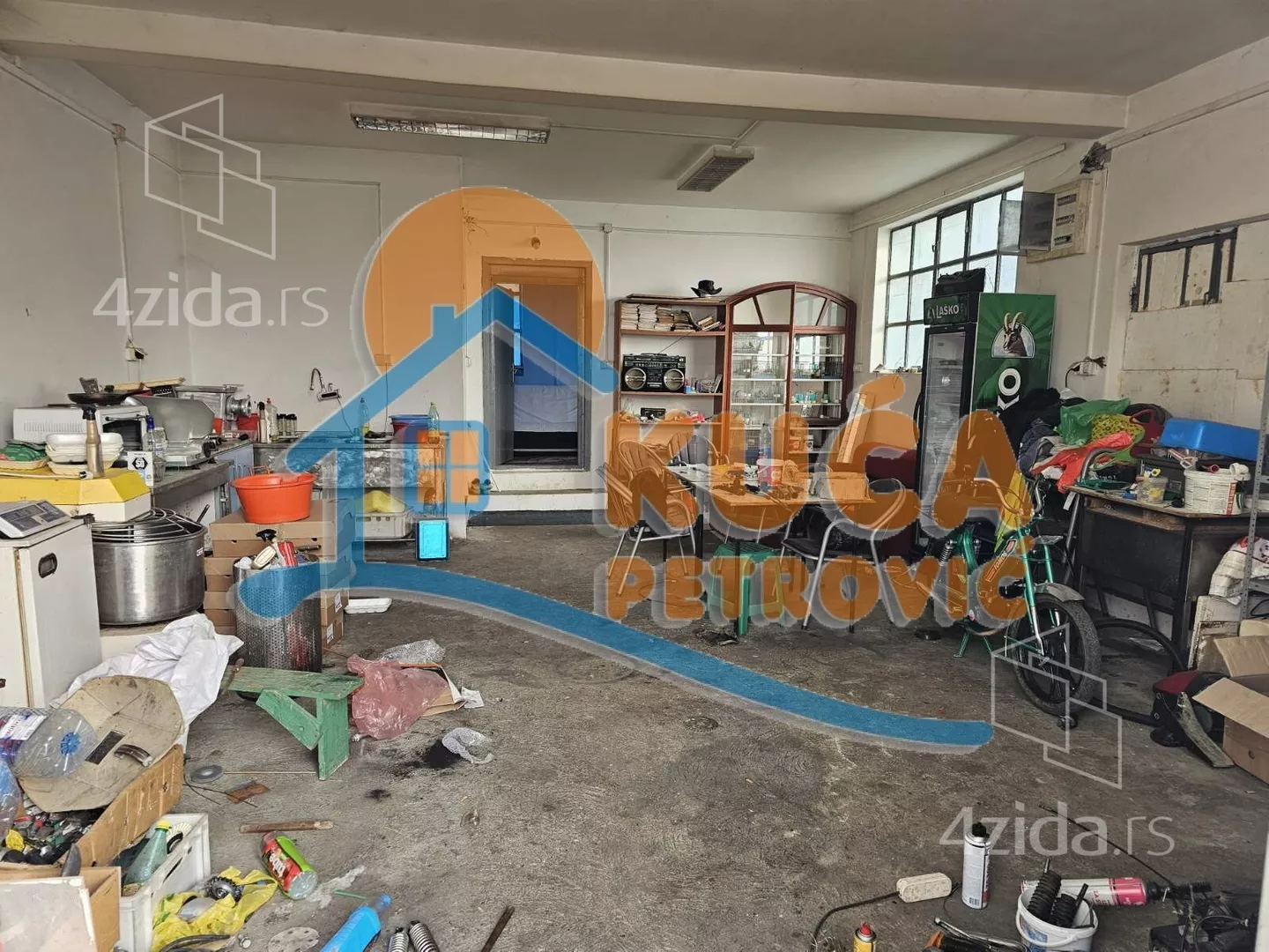 Lokal | 4zida