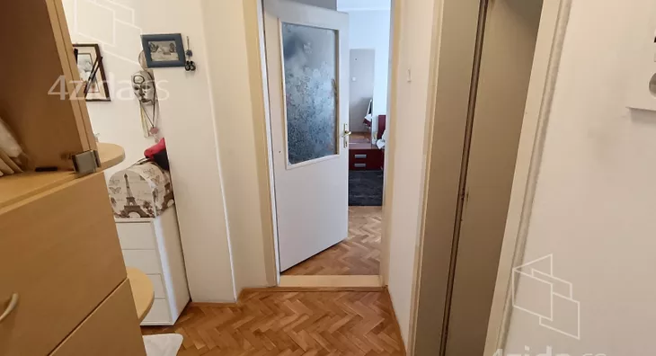 Četvoroiposoban stan | 4zida