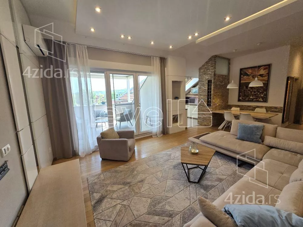 Petosoban stan | 4zida