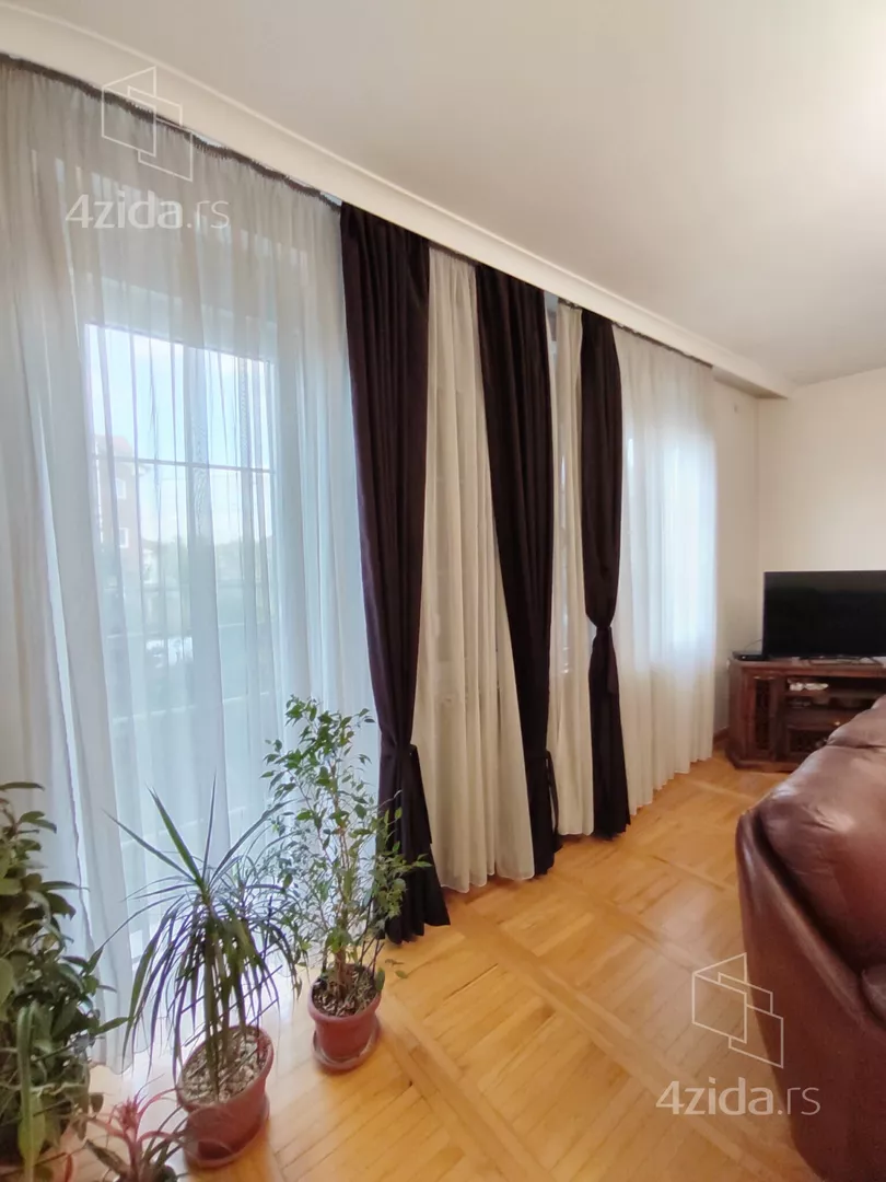 4-etažna kuća | 4zida