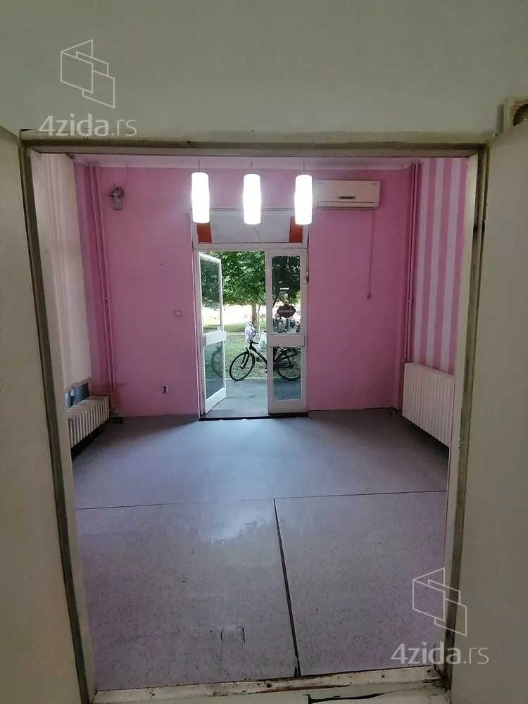 Lokal | 4zida