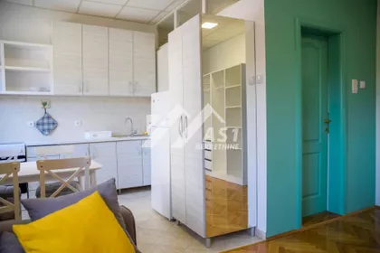 Trg Marije Trandafil | 4zida.rs