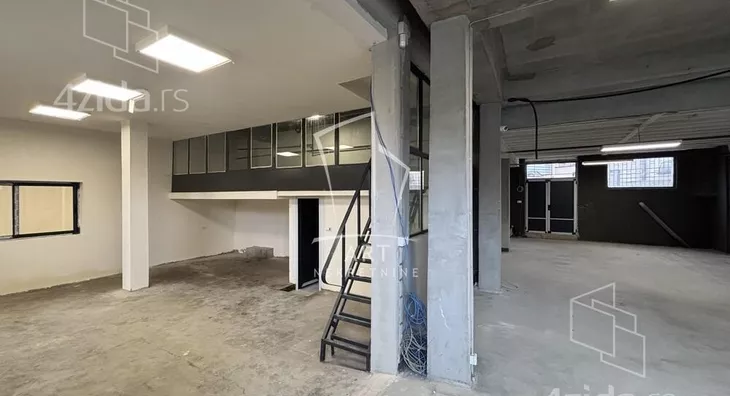 Poslovni prostor | 4zida