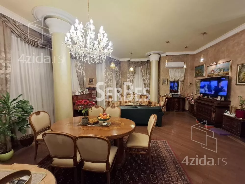 Petosoban stan | 4zida