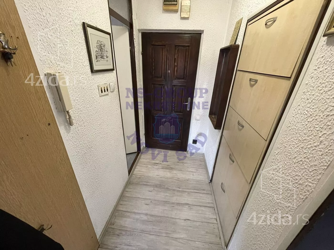 Troiposoban stan | 4zida