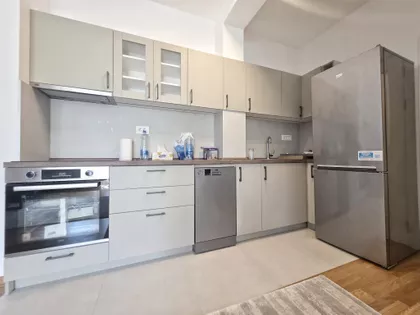 Bulevar Peke Dapčevića | 4zida.rs