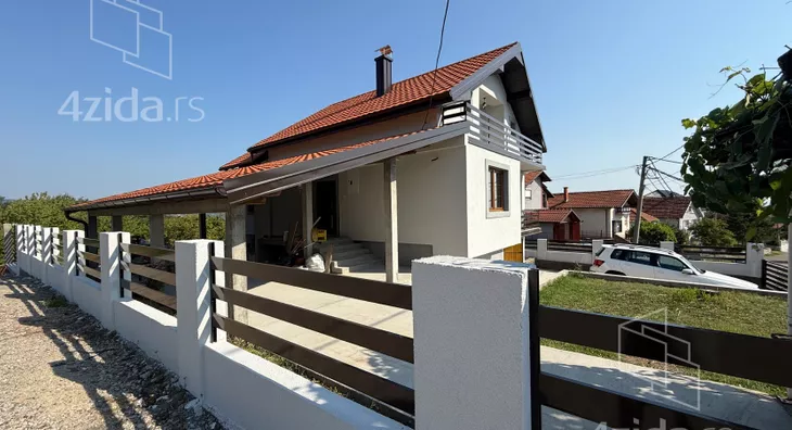 3-etažna kuća | 4zida