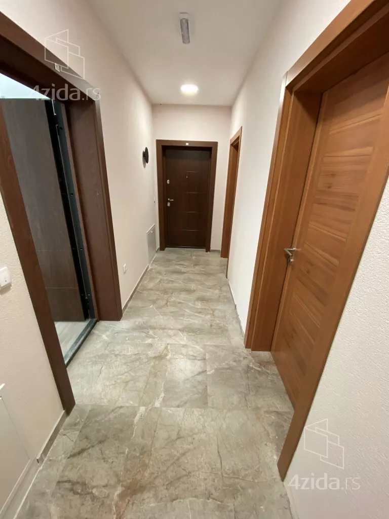 Osmosoban stan | 4zida