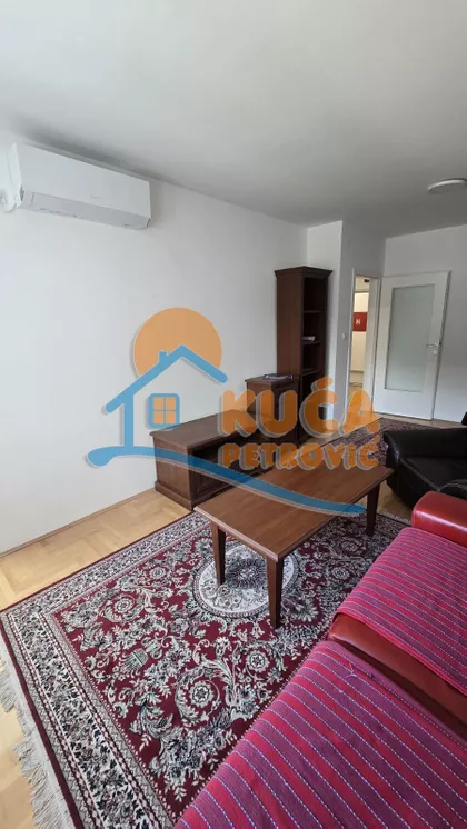 Cara Dušana | 4zida.rs