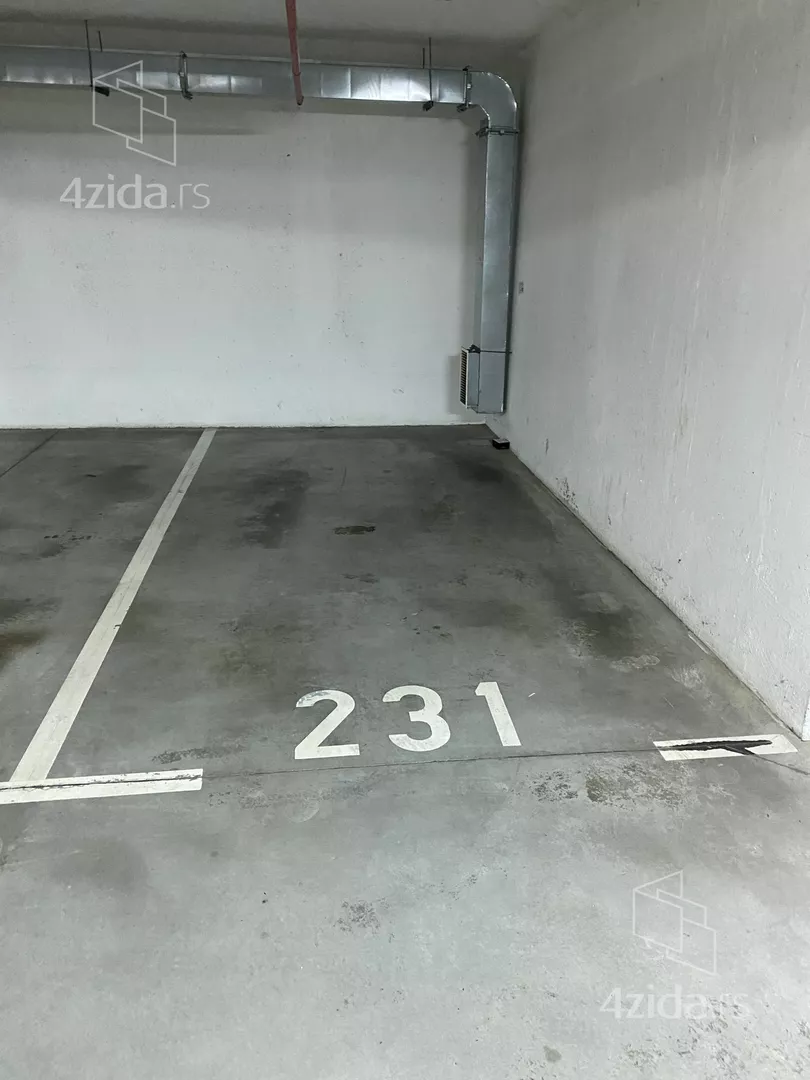 Parking | 4zida