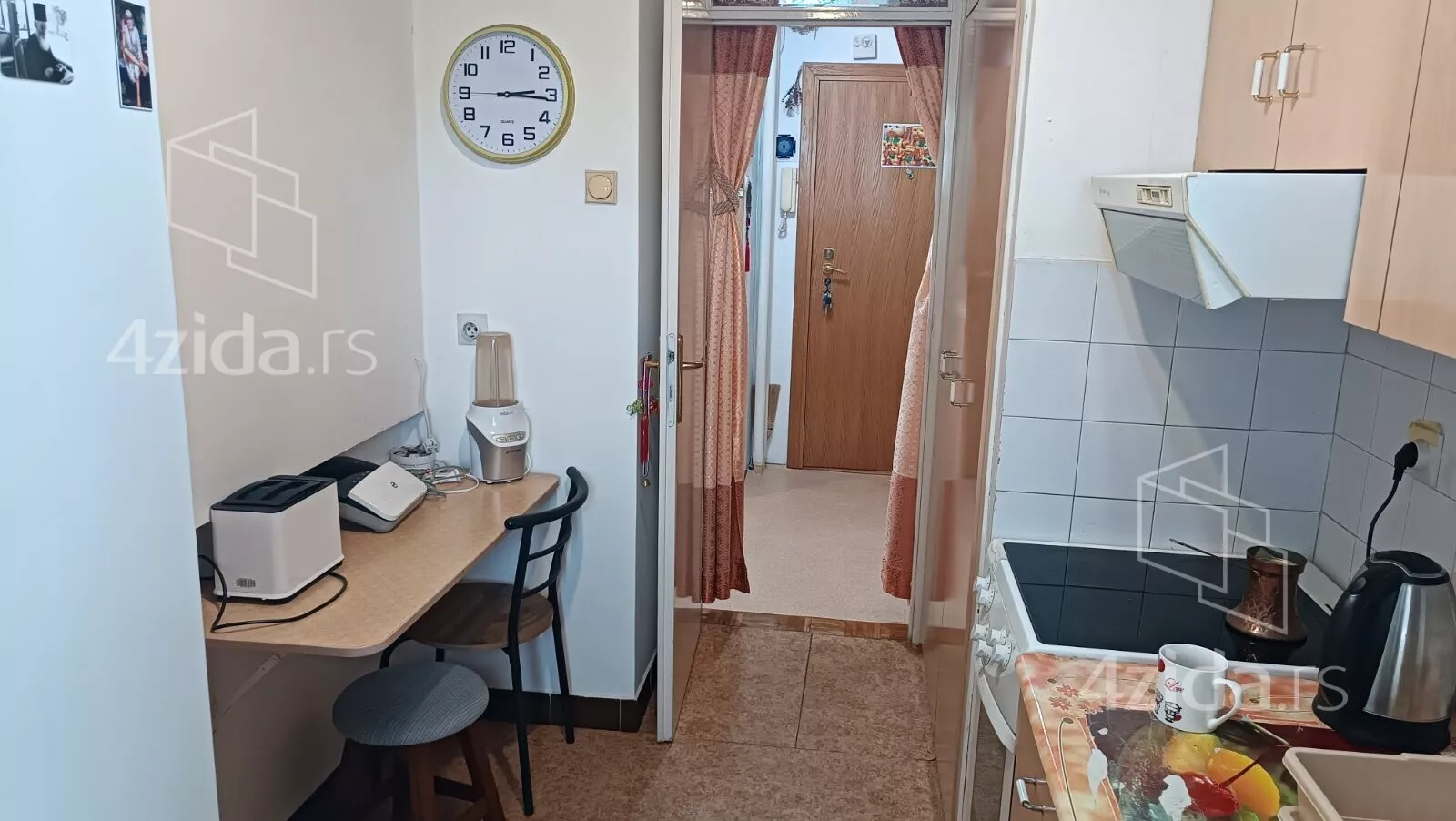 Troiposoban stan | 4zida