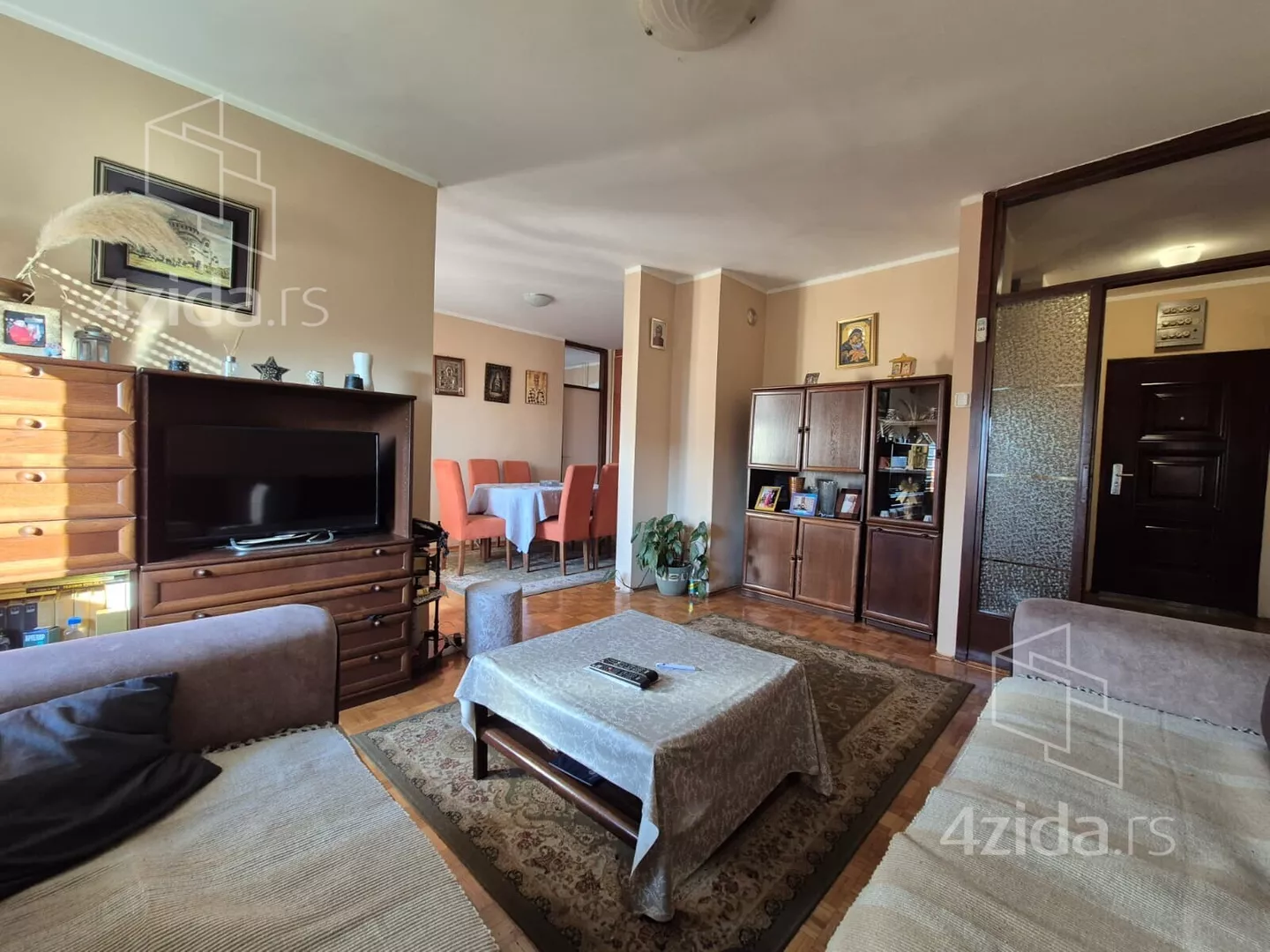 Dvoiposoban stan | 4zida