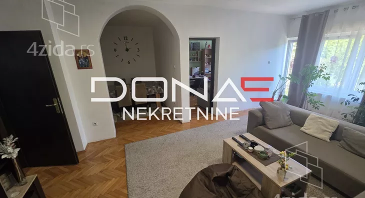 3-etažna kuća | 4zida