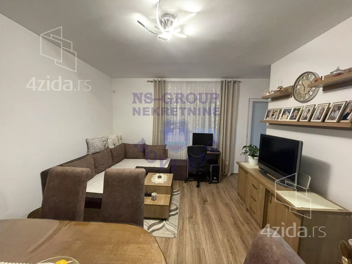 Troiposoban stan | 4zida