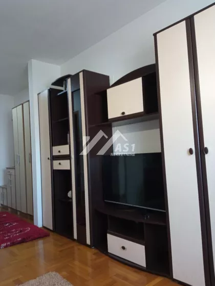 Vuka Karadžića | 4zida.rs