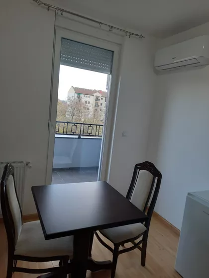 Ognjena Price 30 | 4zida.rs