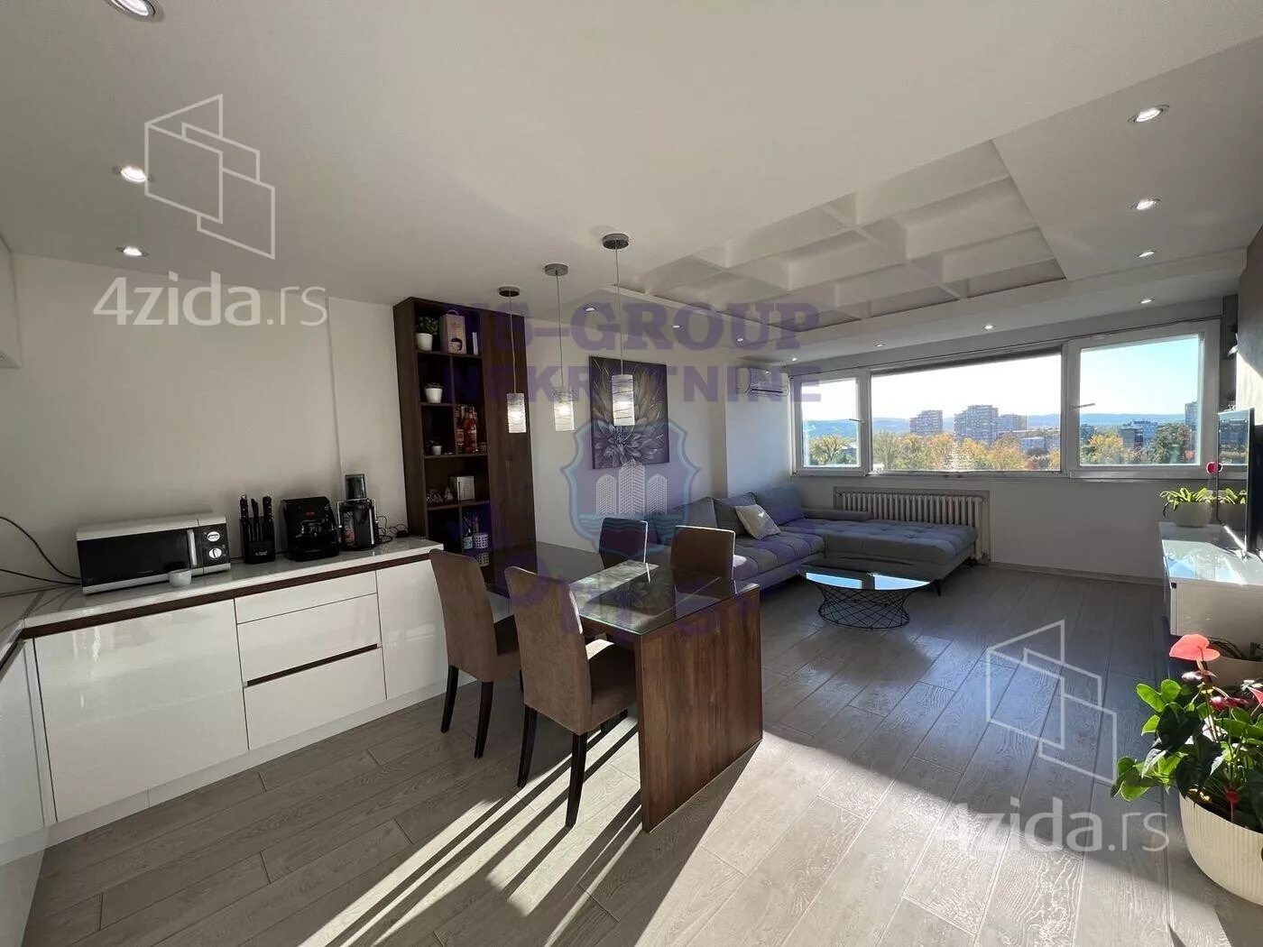 Četvorosoban stan | 4zida