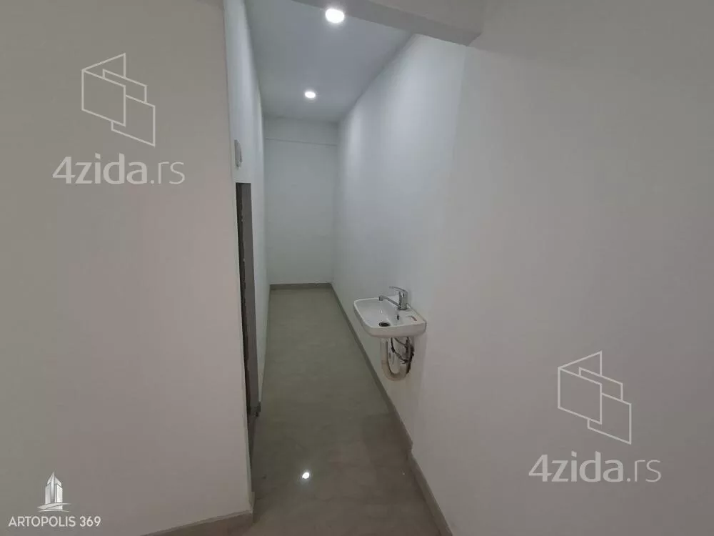Lokal | 4zida