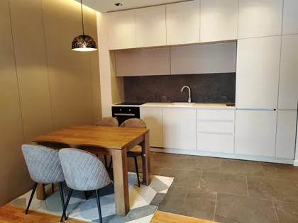 Dušanov Bazar | 4zida.rs