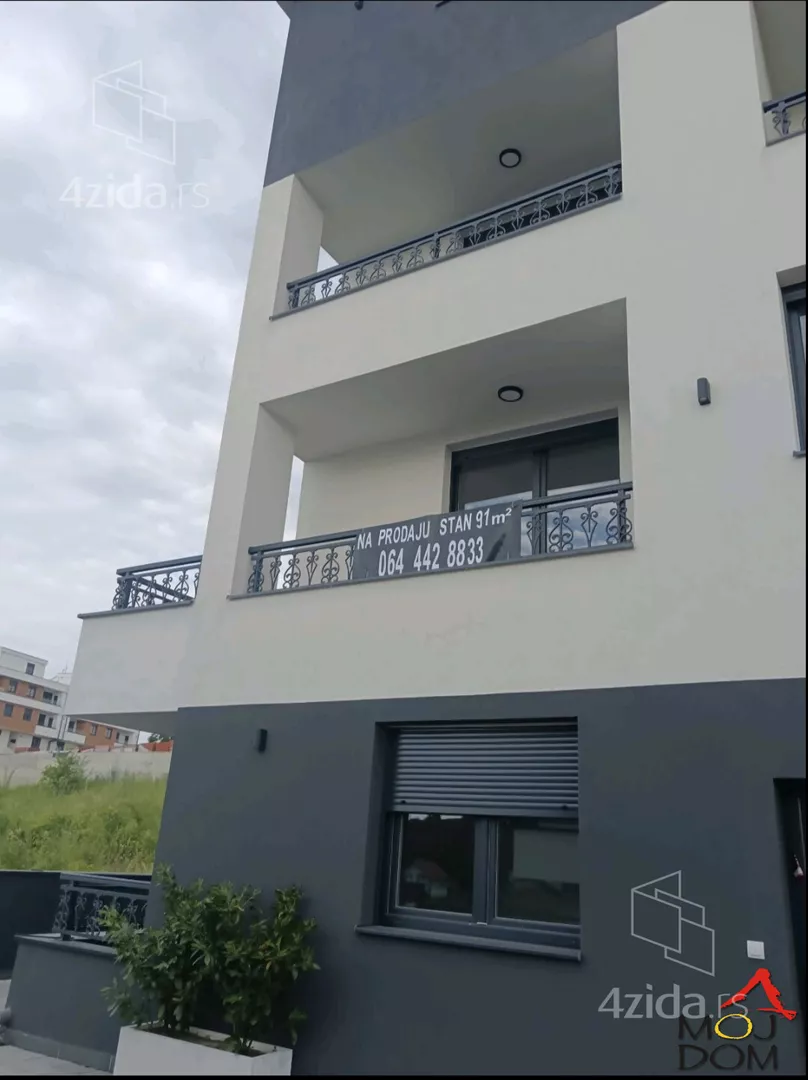 Četvorosoban stan | 4zida