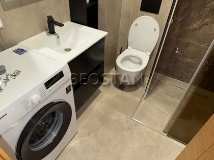 Gospodara Vučića | 4zida.rs