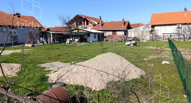 Građevinsko zemljište | 4zida