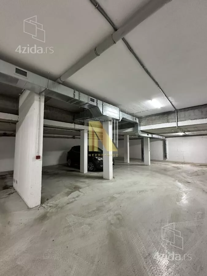Garaža/Parking | 4zida