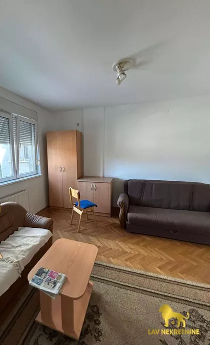 GOGOLJEVA | 4zida.rs