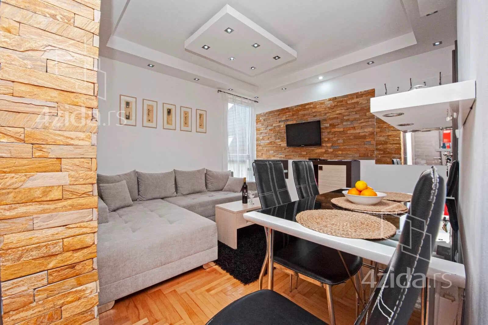 Jednoiposoban stan | 4zida