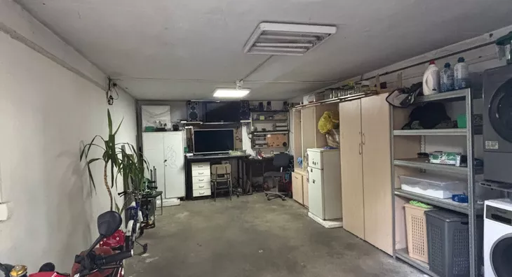 Garaža | 4zida