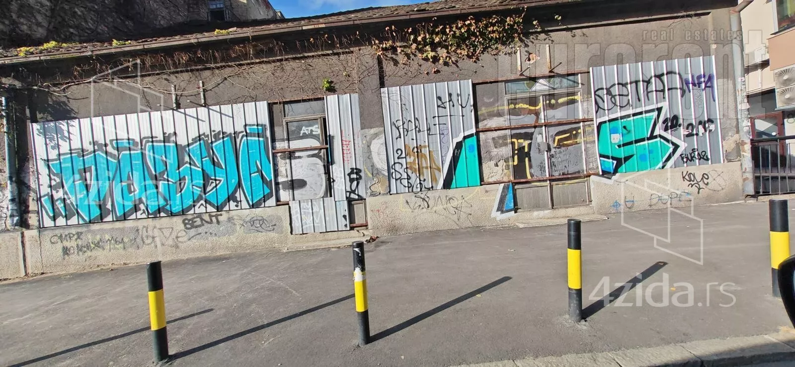 Lokal | 4zida
