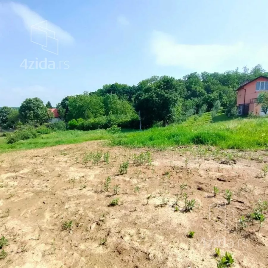 Plac | 4zida