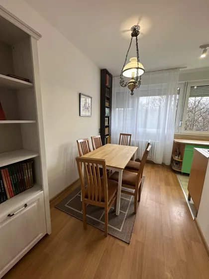 Ustanička | 4zida.rs