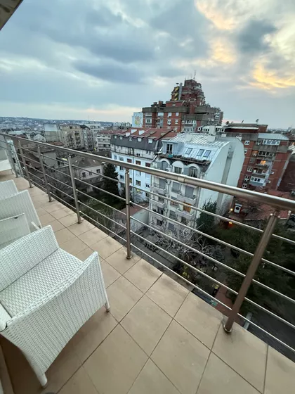 Vojvode Petka 6 | 4zida.rs