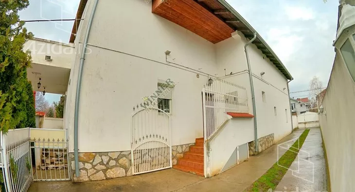 Kuća | 4zida