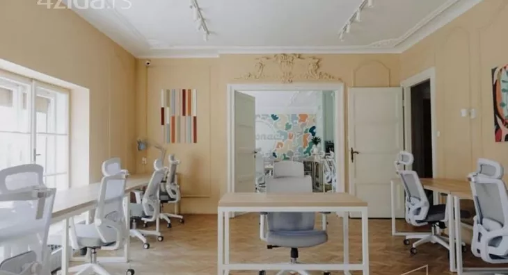 Šestosoban stan | 4zida