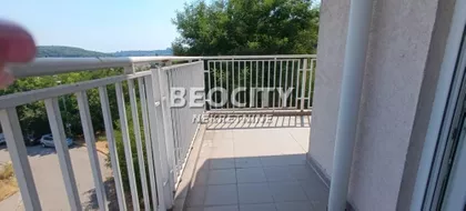 Petra Konjovića | 4zida.rs