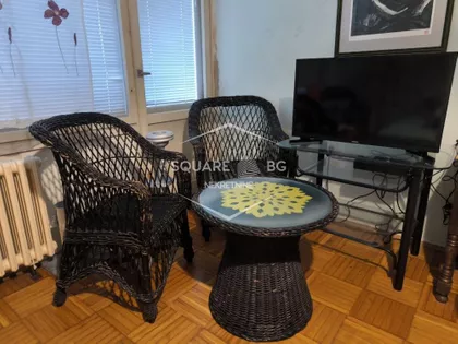 Ustanička | 4zida.rs