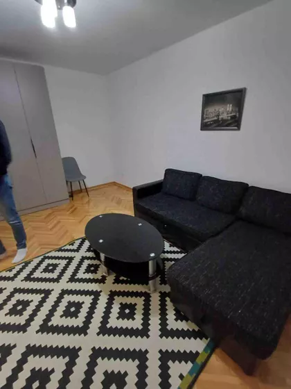 Tršćanska | 4zida.rs