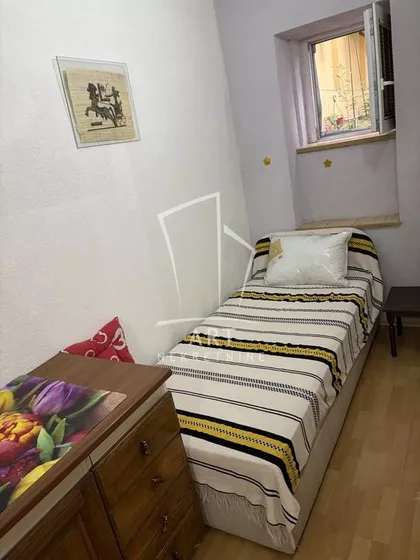 Nemanjina | 4zida.rs
