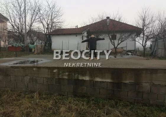 Plac | 4zida