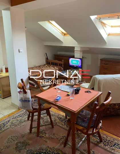 Dom Zdravlja | 4zida.rs