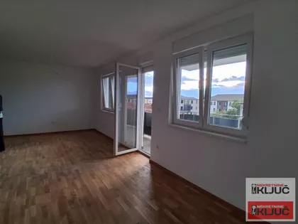 Veternička Rampa | 4zida.rs