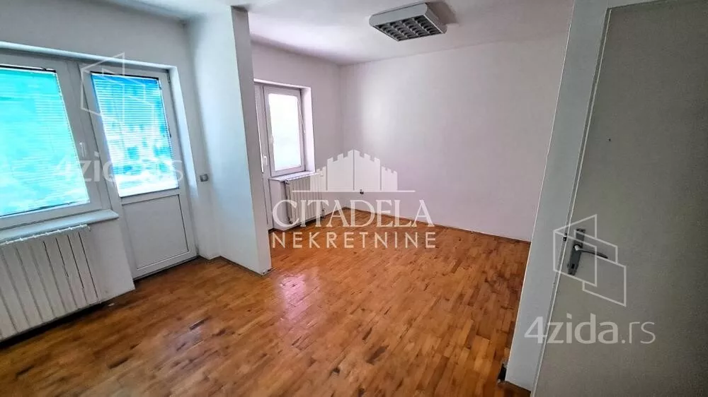 4-etažna kuća | 4zida