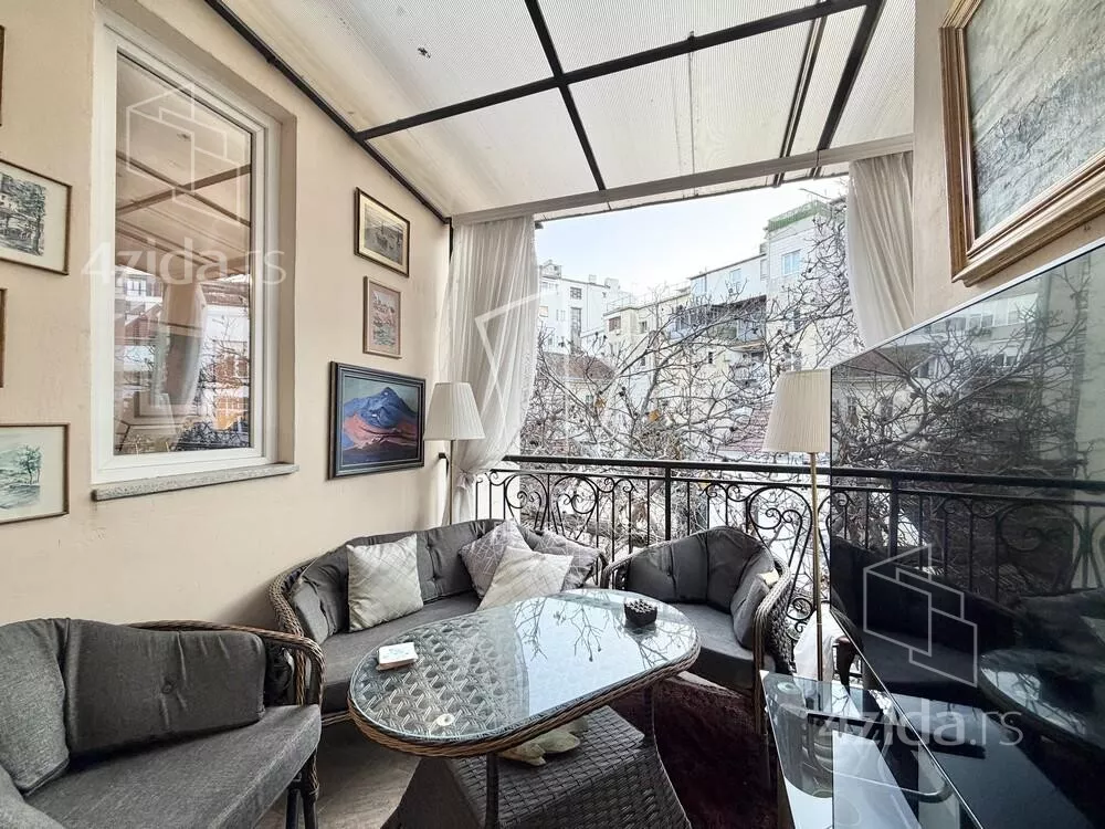 Troiposoban stan | 4zida