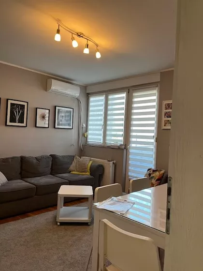 Bulevar Cara Lazara | 4zida.rs