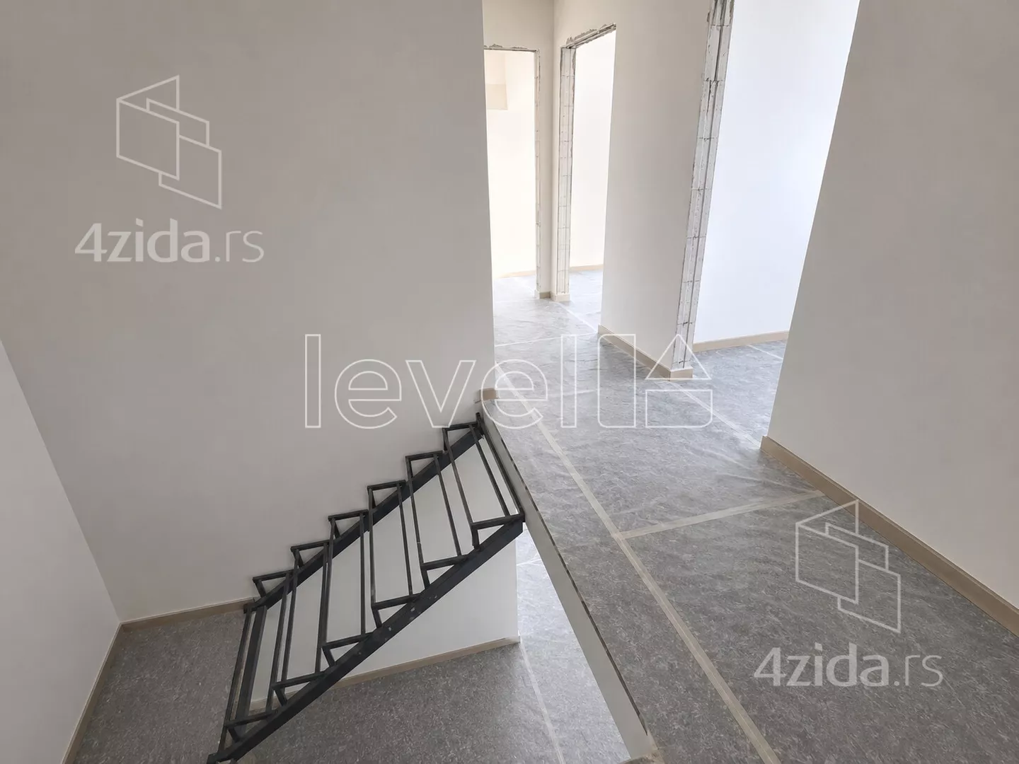 Šestosoban stan | 4zida