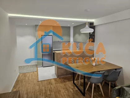 Cara Dušana | 4zida.rs