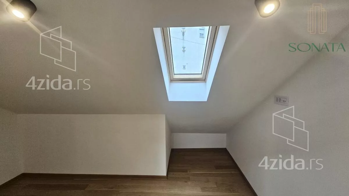 Petosoban stan | 4zida