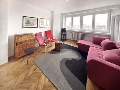 Cara Uroša | 4zida.rs